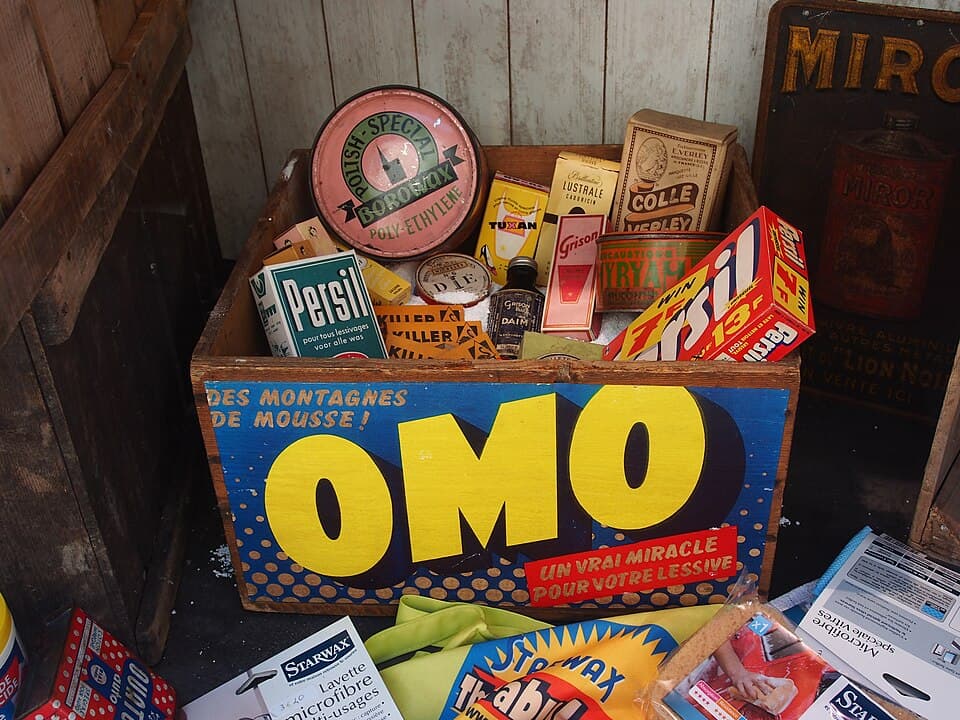 Lessive Omo 2 kg